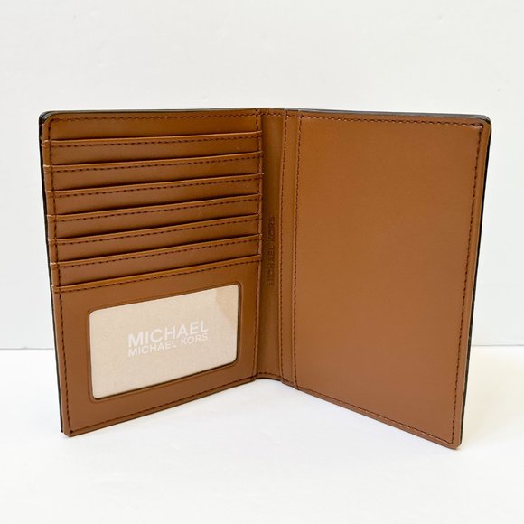 Michael Kors Jet Set Travel Passport Case Wallet MK Signature Brown - Picture 4 of 10